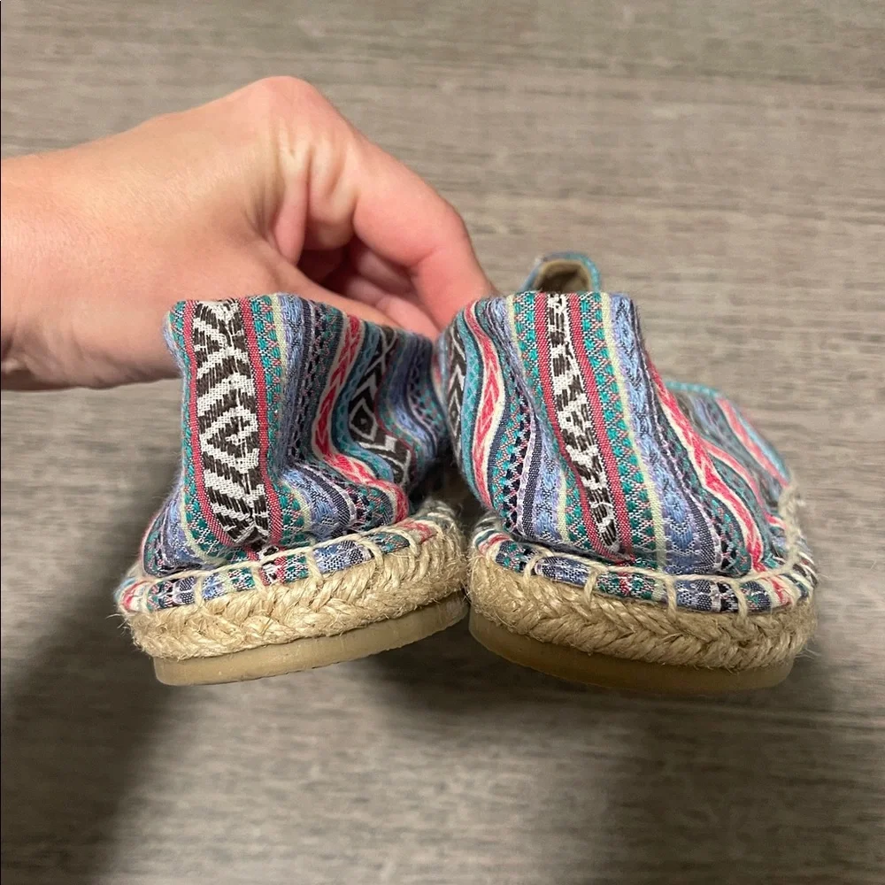 Minnetonka Women's Pam Espadrille‎ Size 8